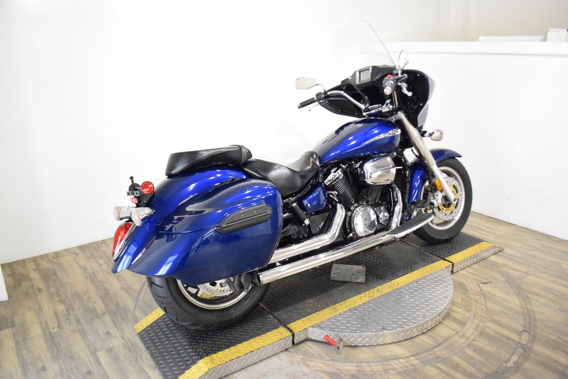 2013 Yamaha V Star 1300 Deluxe in Wauconda, Illinois - Photo 9