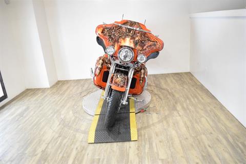 2013 Harley-Davidson CVO™ Ultra Classic® Electra Glide® in Wauconda, Illinois - Photo 10