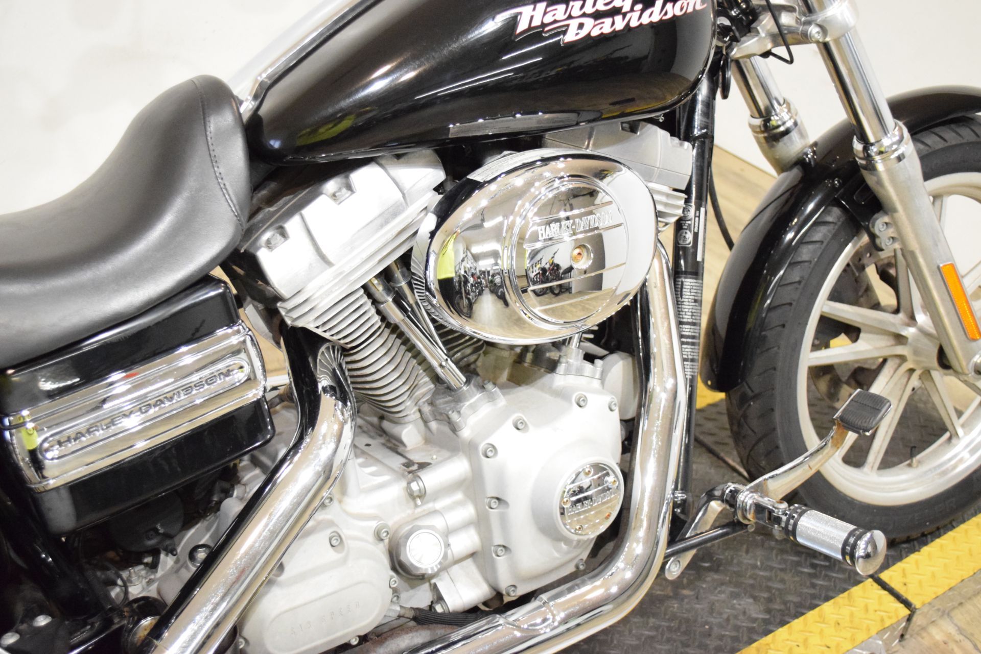 2006 Harley-Davidson Dyna™ Super Glide® in Wauconda, Illinois - Photo 6