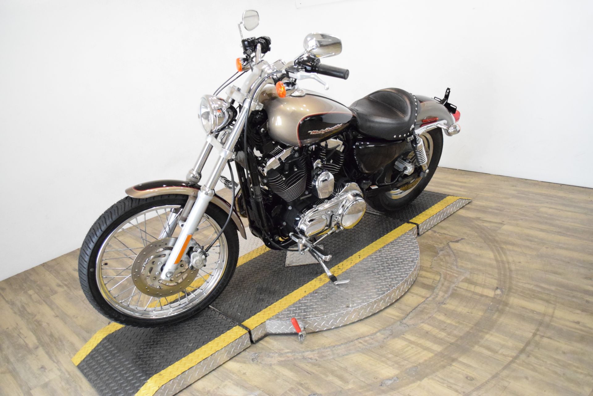2005 Harley-Davidson Sportster® XL 1200 Custom in Wauconda, Illinois - Photo 21