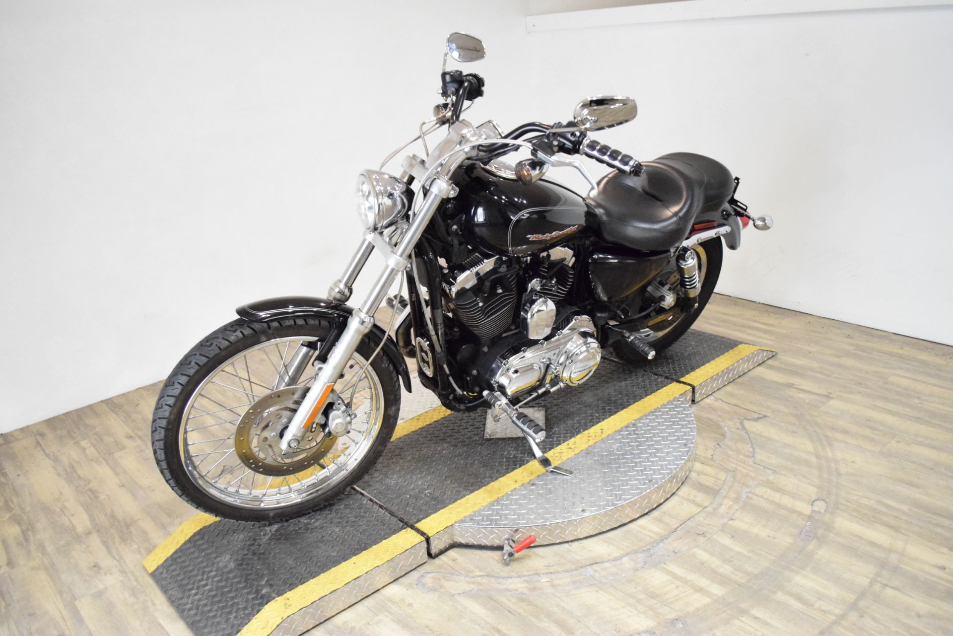 2005 Harley-Davidson Sportster® XL 1200 Custom in Wauconda, Illinois - Photo 22