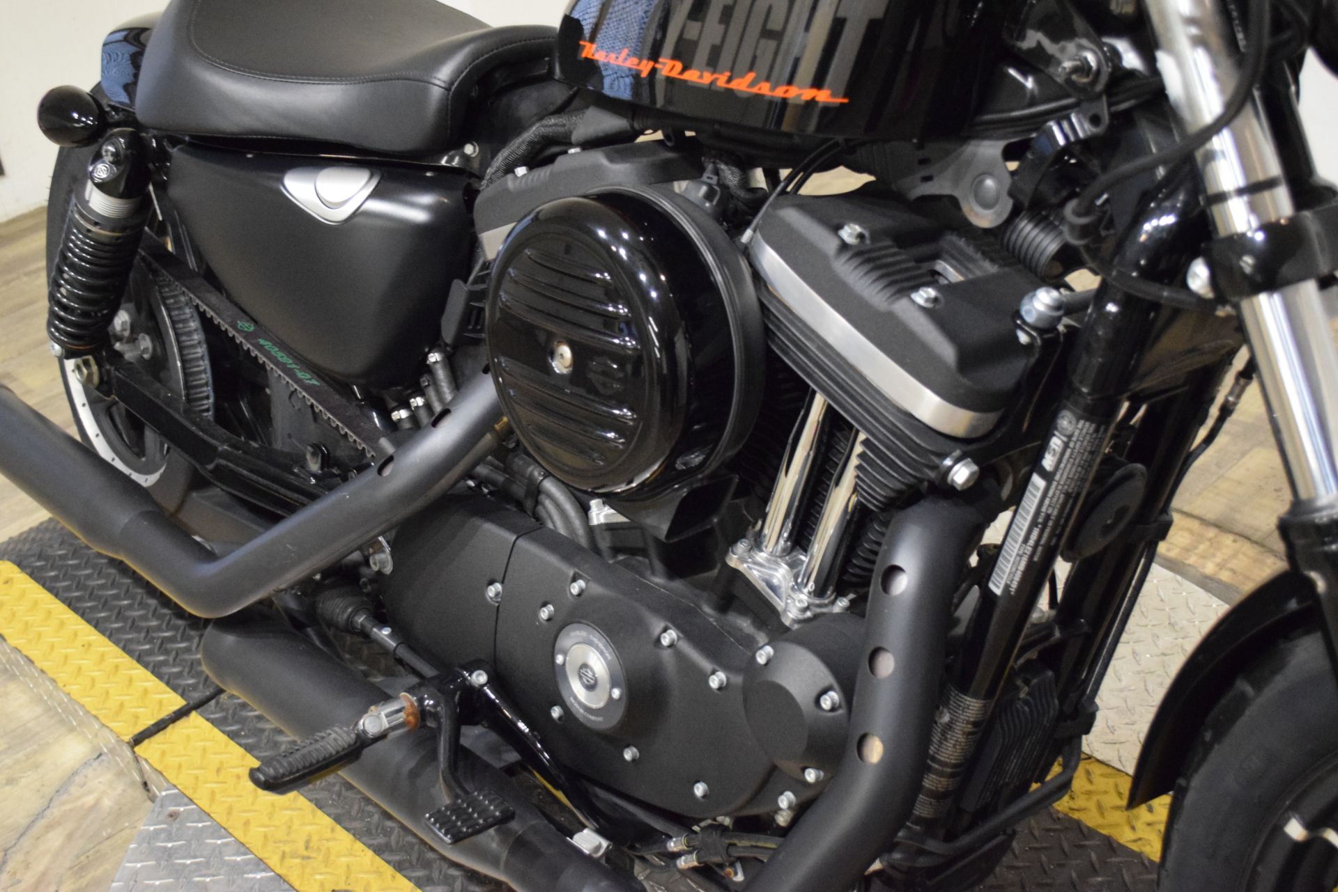 2021 Harley-Davidson Iron 883™ in Wauconda, Illinois - Photo 4