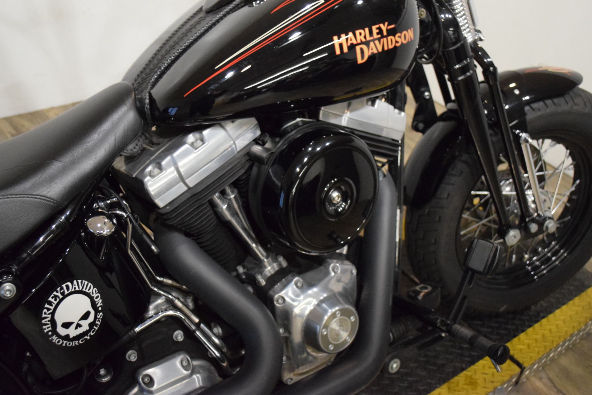 2009 Harley-Davidson Softail® Cross Bones™ in Wauconda, Illinois - Photo 6