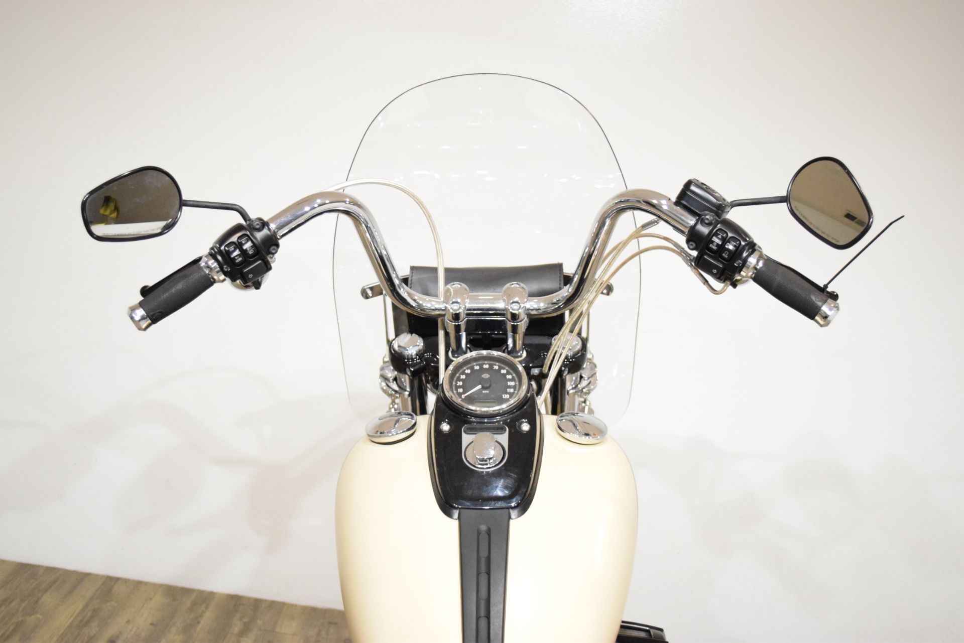 2014 Harley-Davidson Dyna® Fat Bob® in Wauconda, Illinois - Photo 27