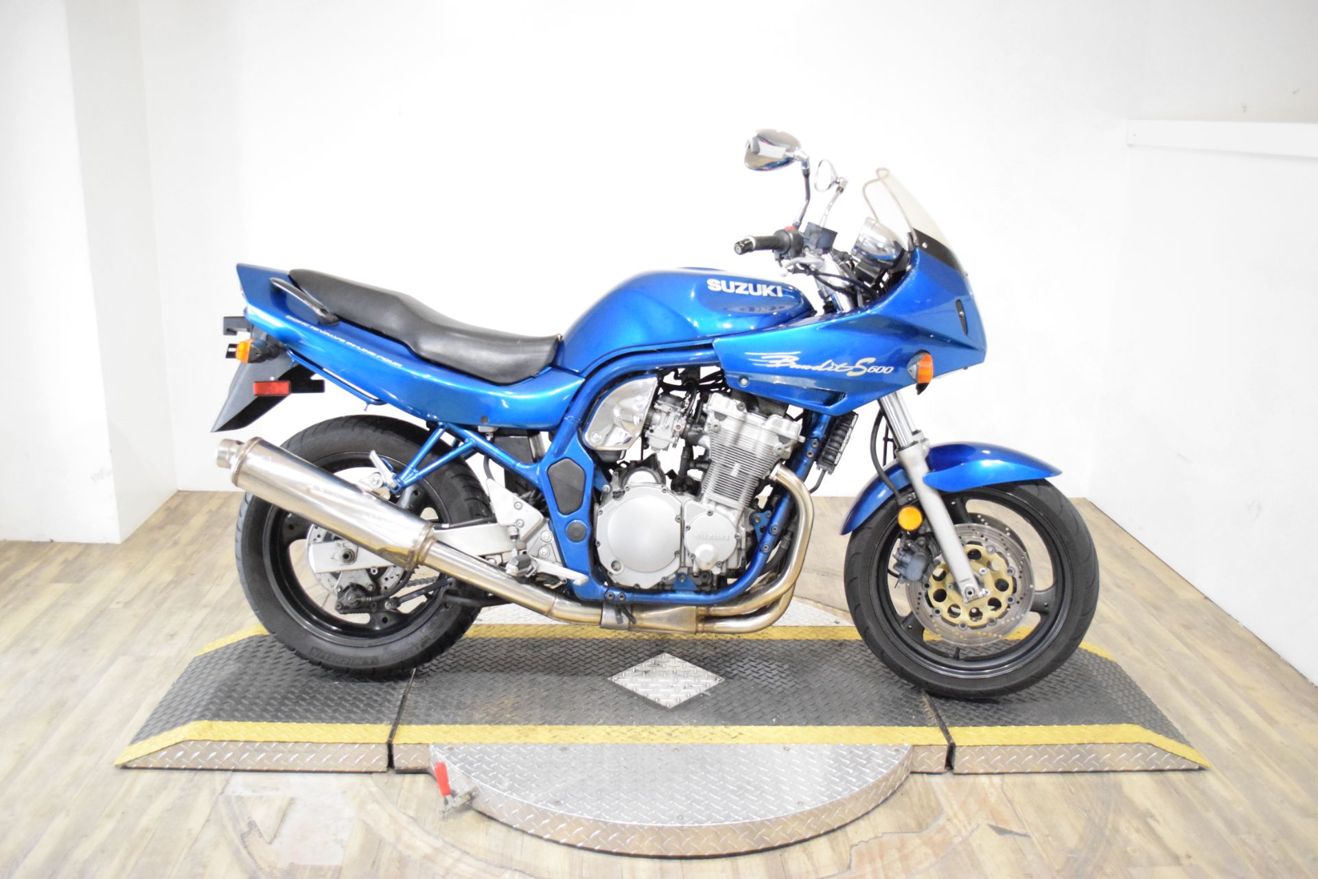 1998 Suzuki Bandit 600 in Wauconda, Illinois - Photo 1