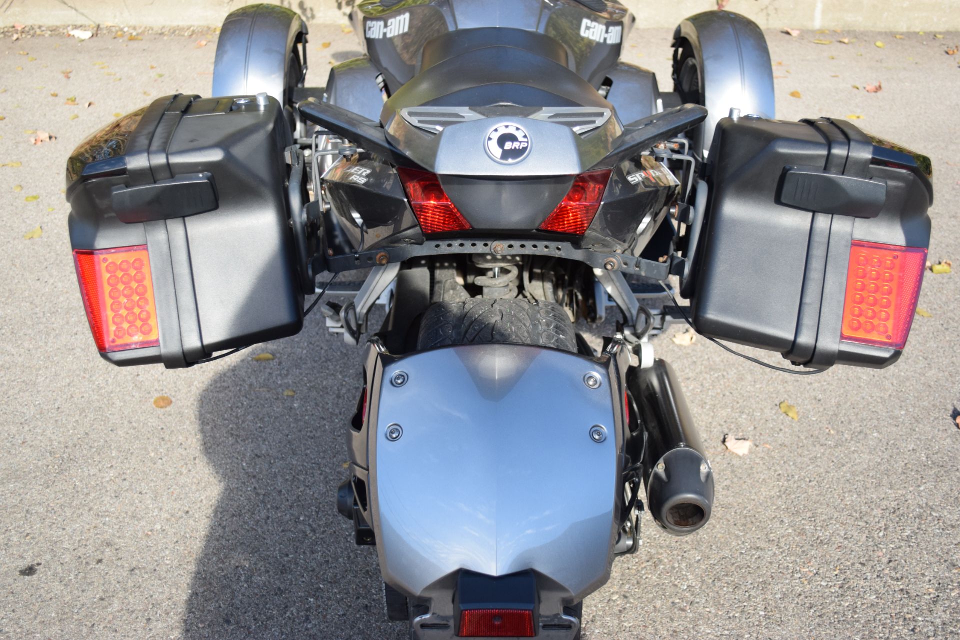 2013 Can-Am Spyder® RS-S SE5 in Wauconda, Illinois - Photo 24