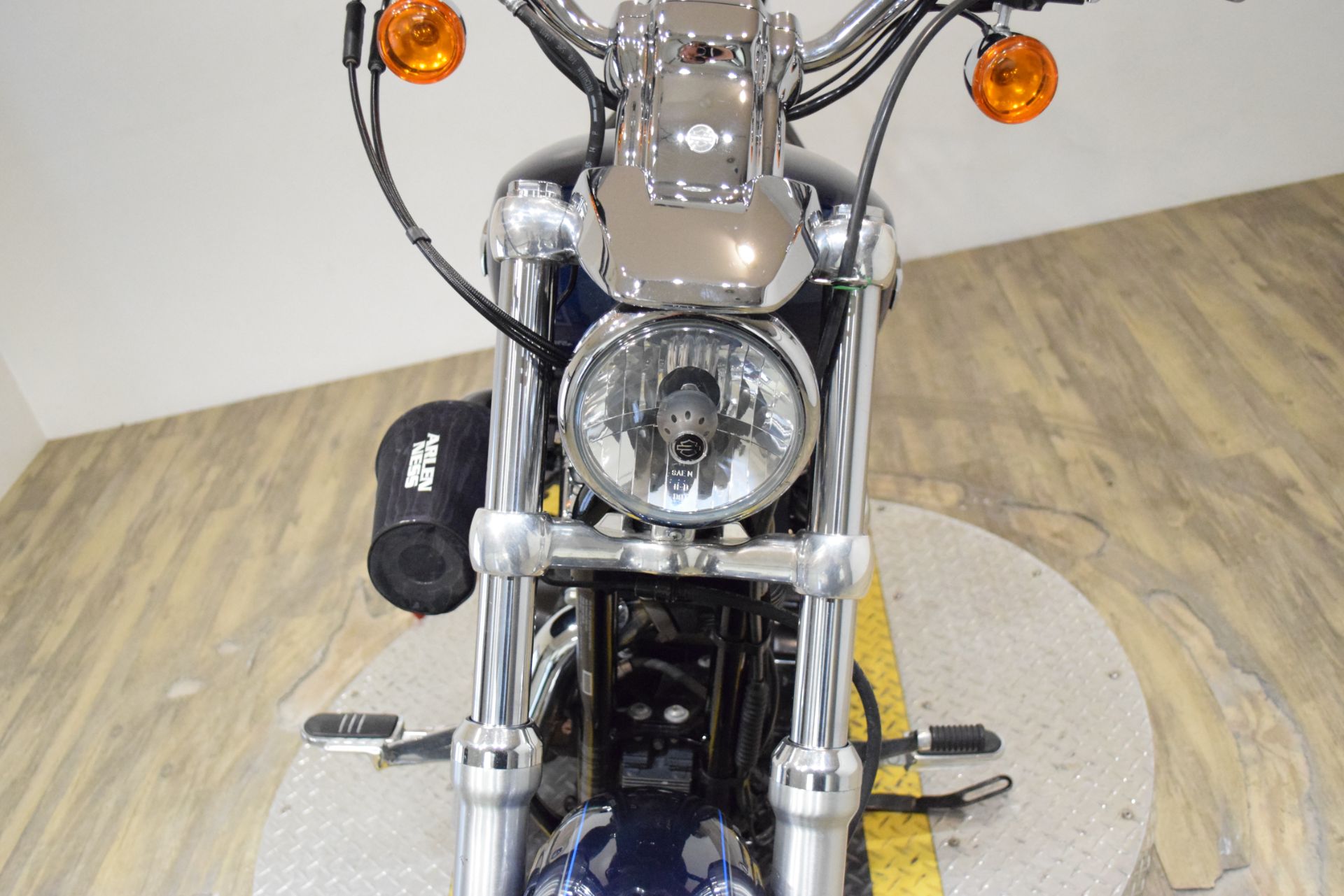 2013 Harley-Davidson Sportster® 1200 Custom in Wauconda, Illinois - Photo 12