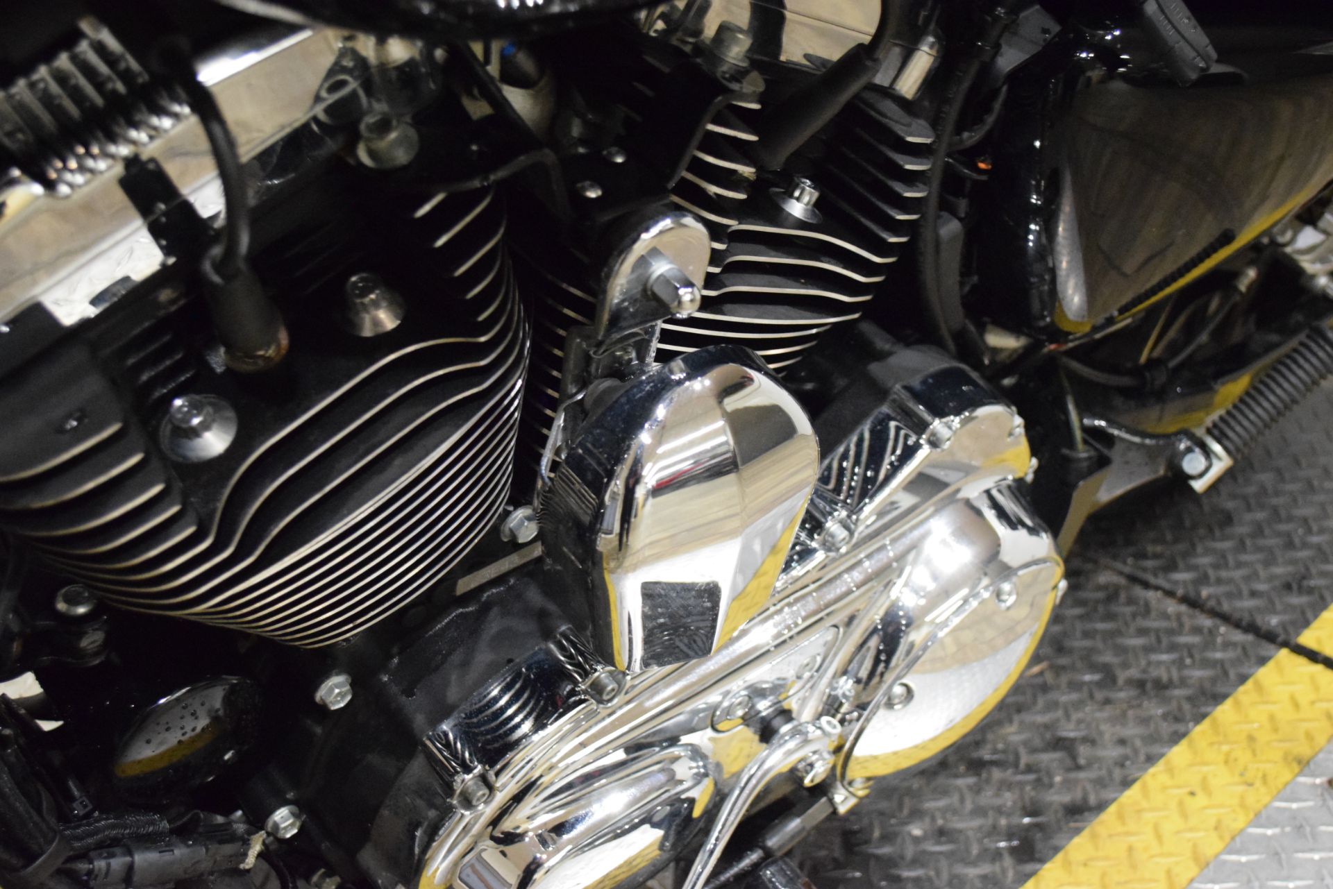 2014 Harley-Davidson SuperLow® 1200T in Wauconda, Illinois - Photo 19