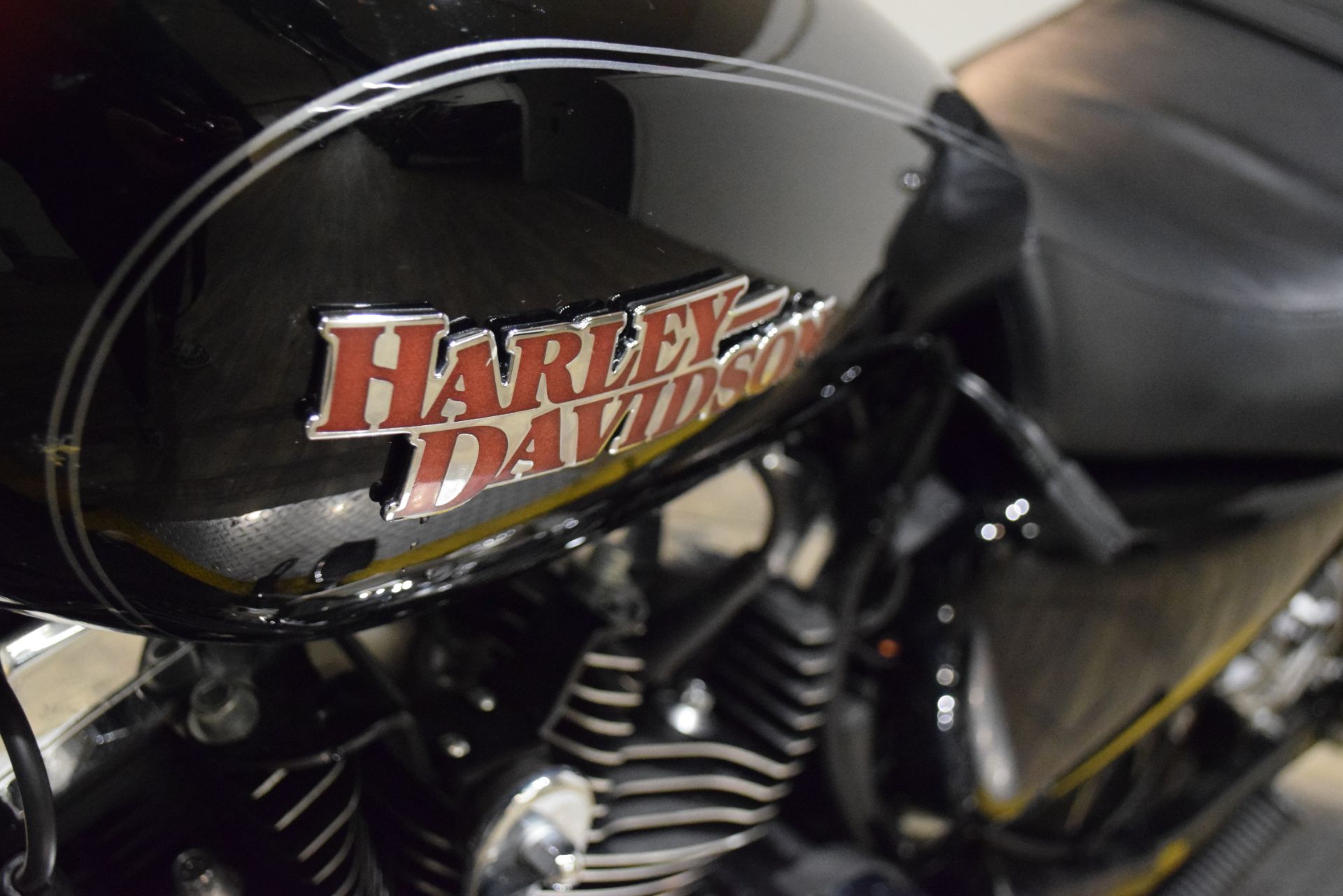 2014 Harley-Davidson SuperLow® 1200T in Wauconda, Illinois - Photo 20
