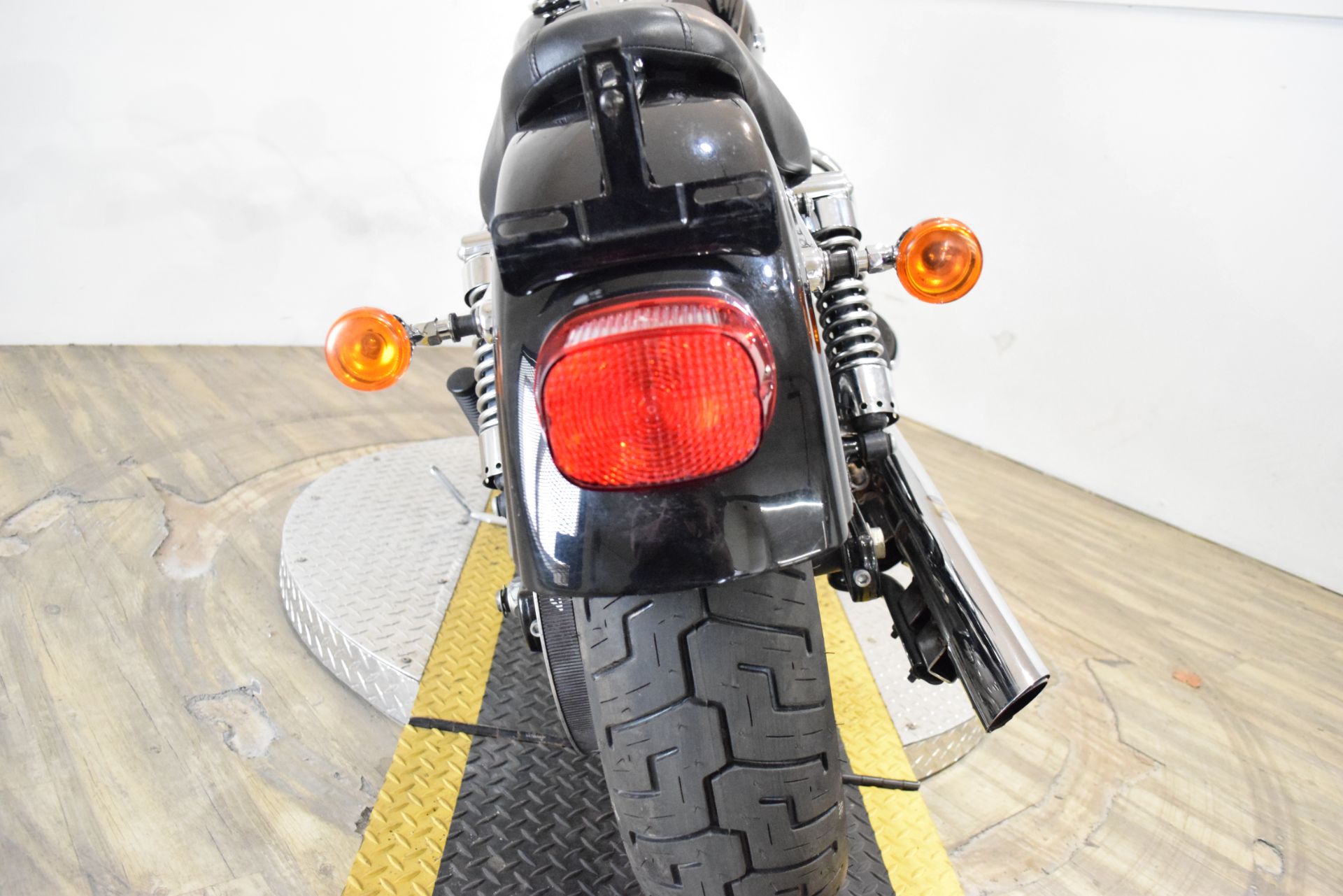 2012 Harley-Davidson Dyna® Super Glide® Custom in Wauconda, Illinois - Photo 25
