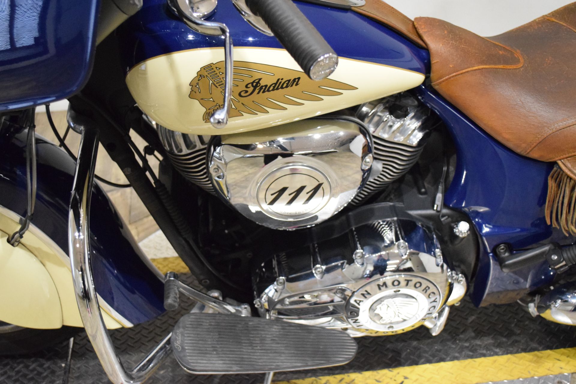 2015 Indian Motorcycle Chieftain® in Wauconda, Illinois - Photo 18