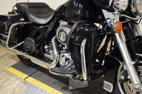 2011 Harley-Davidson Police Electra Glide® in Wauconda, Illinois - Photo 4