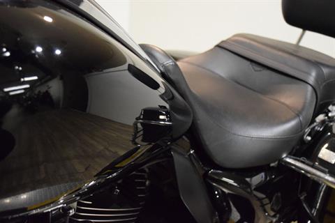 2011 Harley-Davidson Police Electra Glide® in Wauconda, Illinois - Photo 20