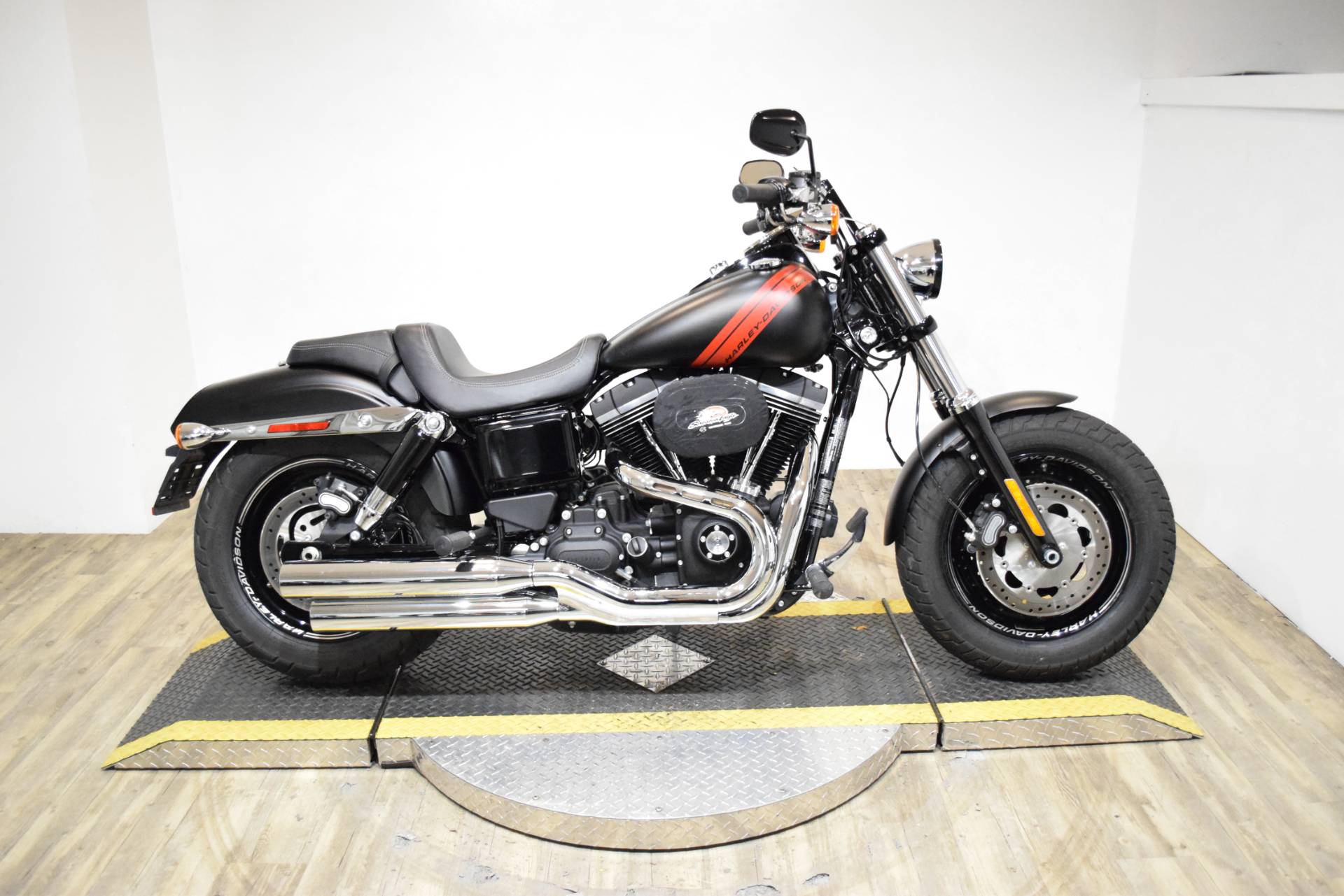 17 Harley Davidson Fat Bob For Sale Wauconda Il