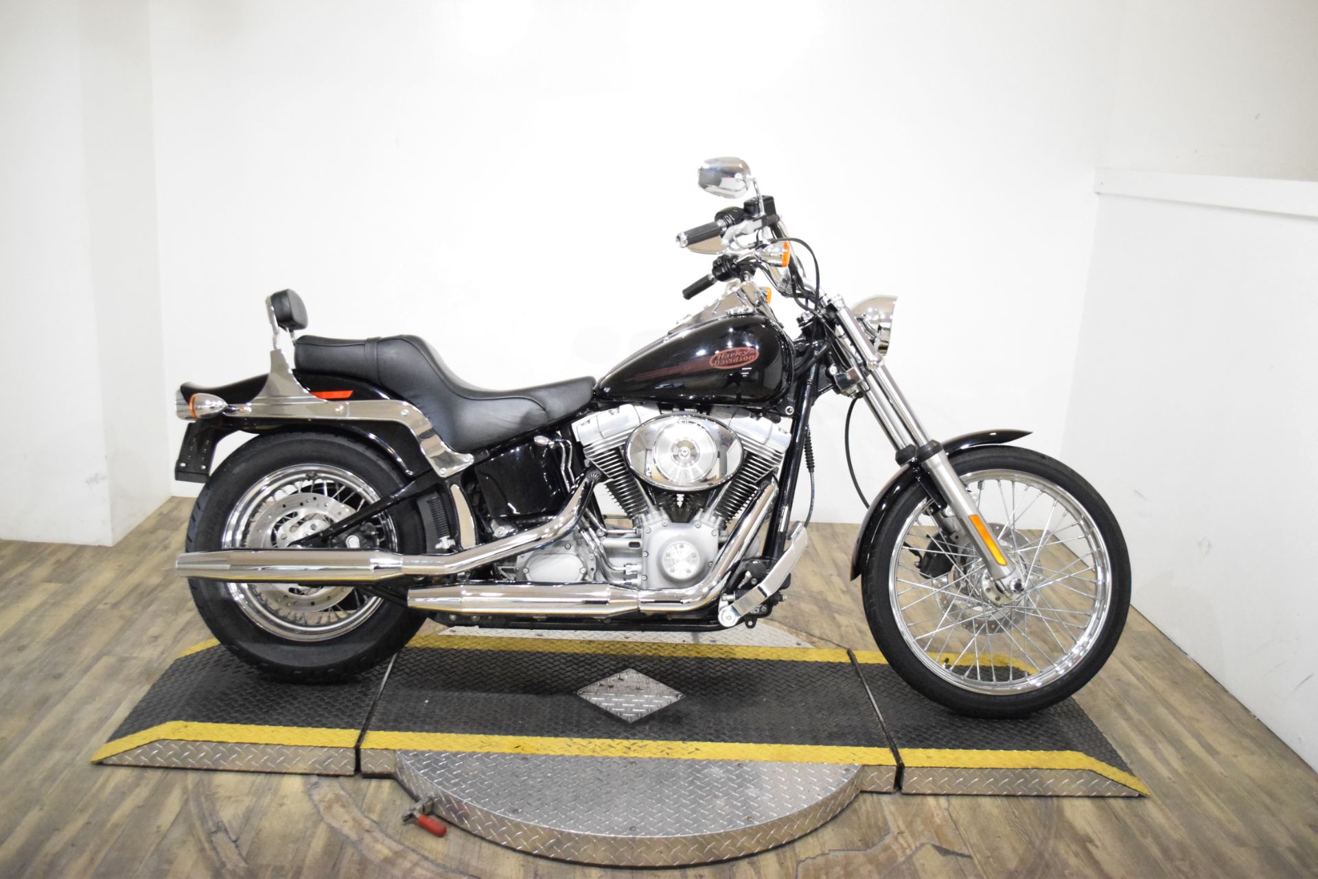 2004 Harley-Davidson FXST/FXSTI Softail® Standard in Wauconda, Illinois - Photo 1