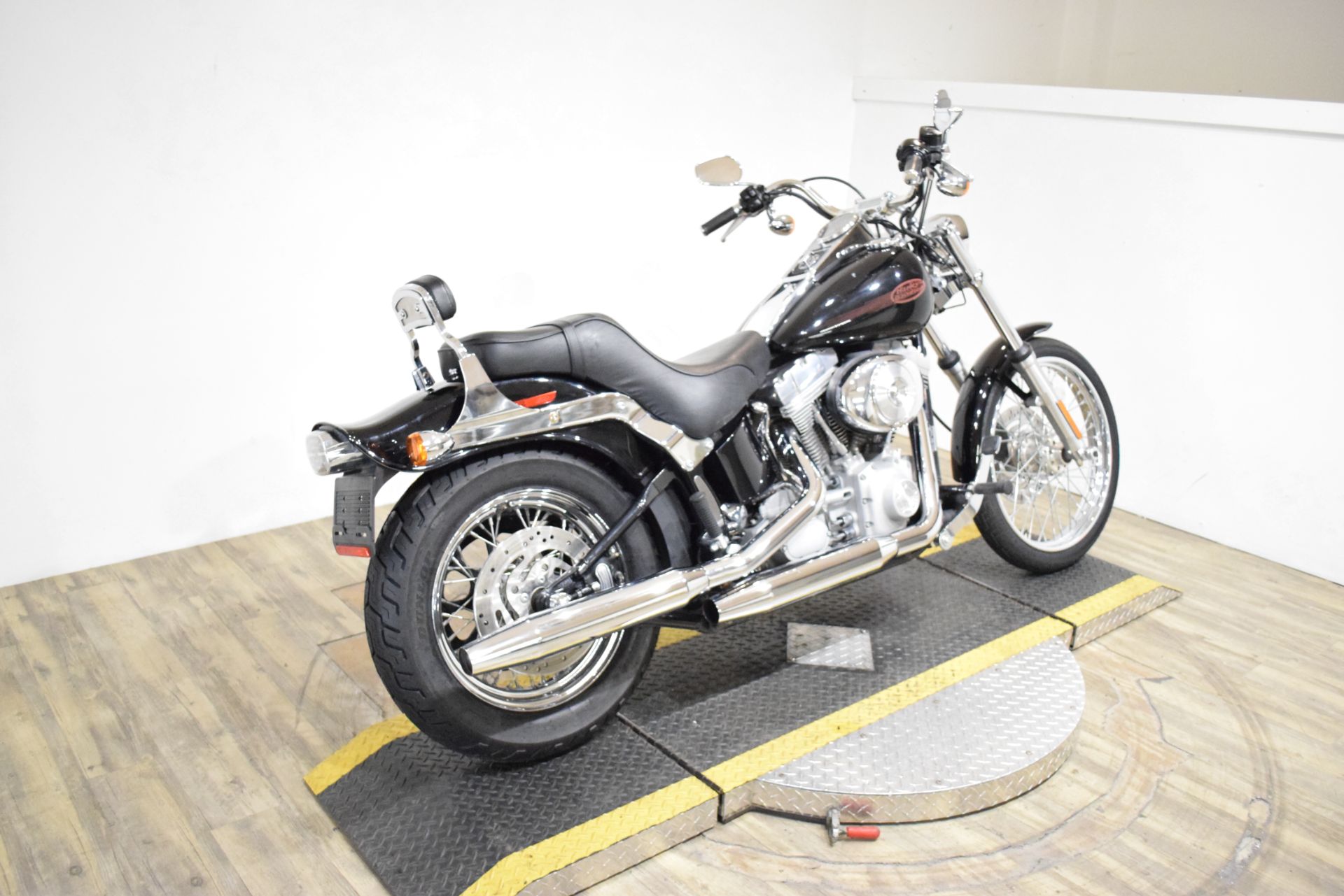 2004 Harley-Davidson FXST/FXSTI Softail® Standard in Wauconda, Illinois - Photo 9