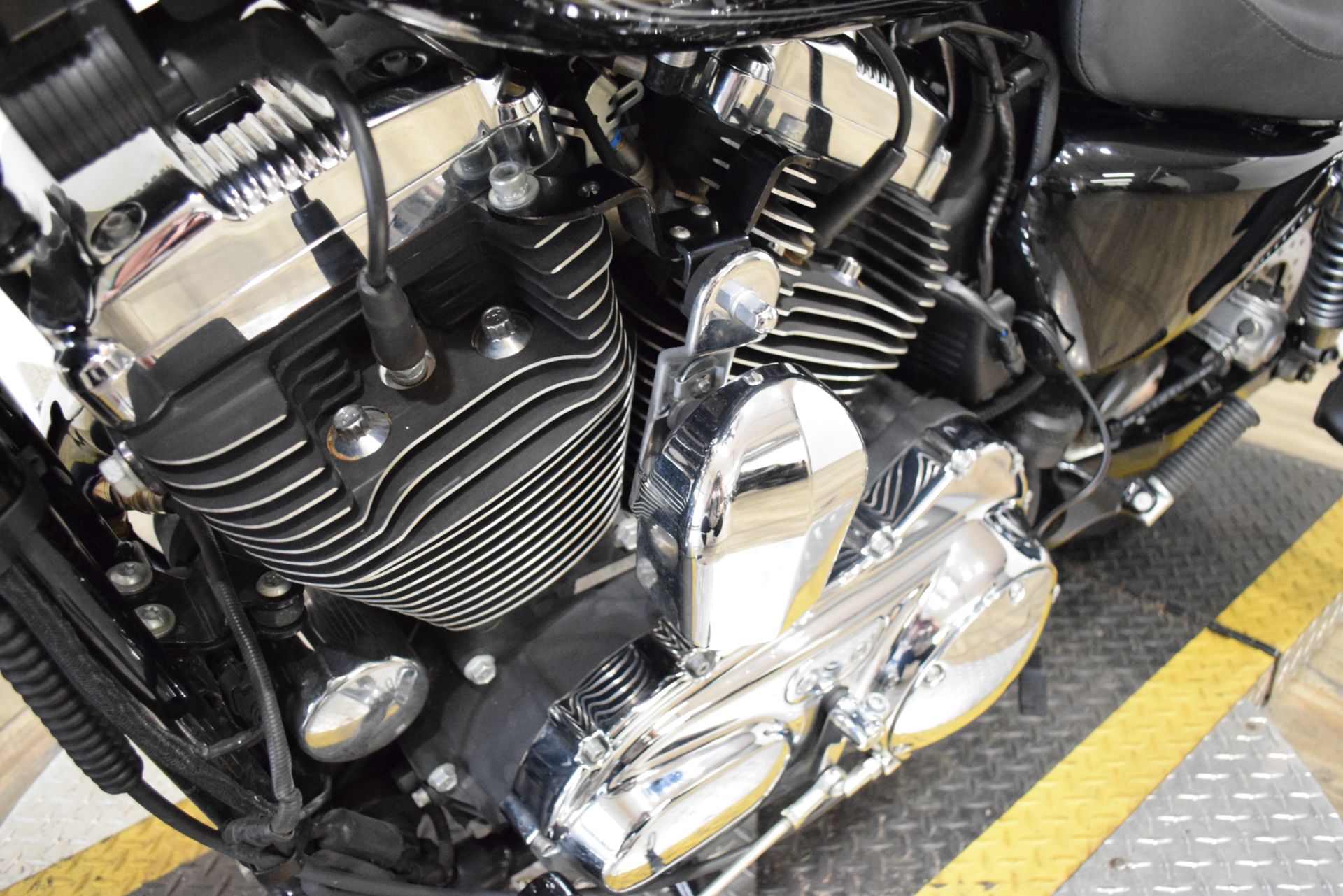 2013 Harley-Davidson Sportster® 1200 Custom in Wauconda, Illinois - Photo 19