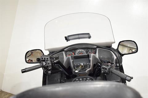 2006 Honda Gold Wing® Audio / Comfort / Navi in Wauconda, Illinois - Photo 27