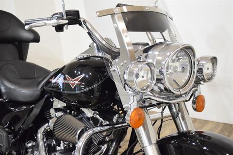 2010 Harley-Davidson Road King® in Wauconda, Illinois - Photo 3