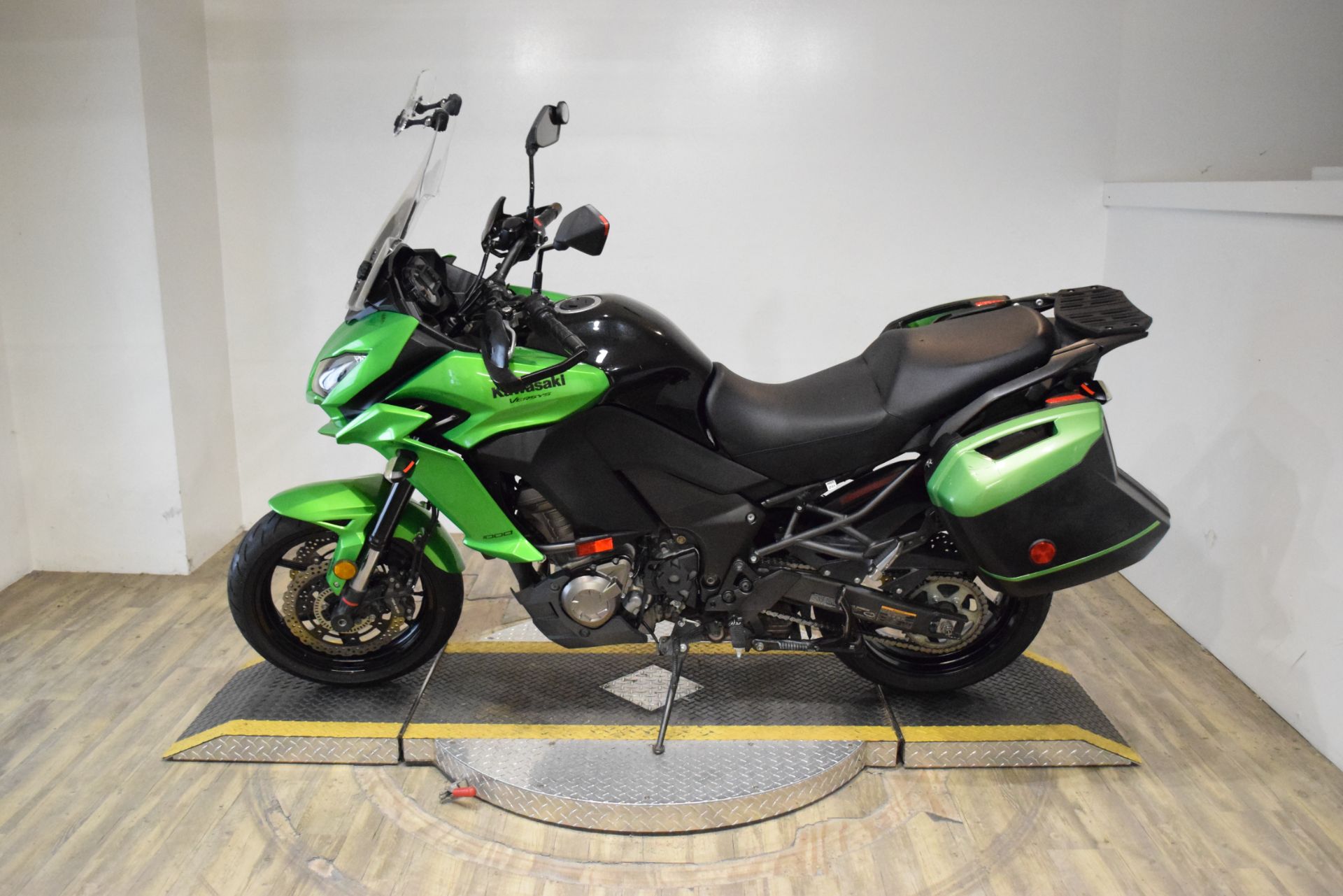 2016 Kawasaki Versys 1000 LT in Wauconda, Illinois - Photo 15