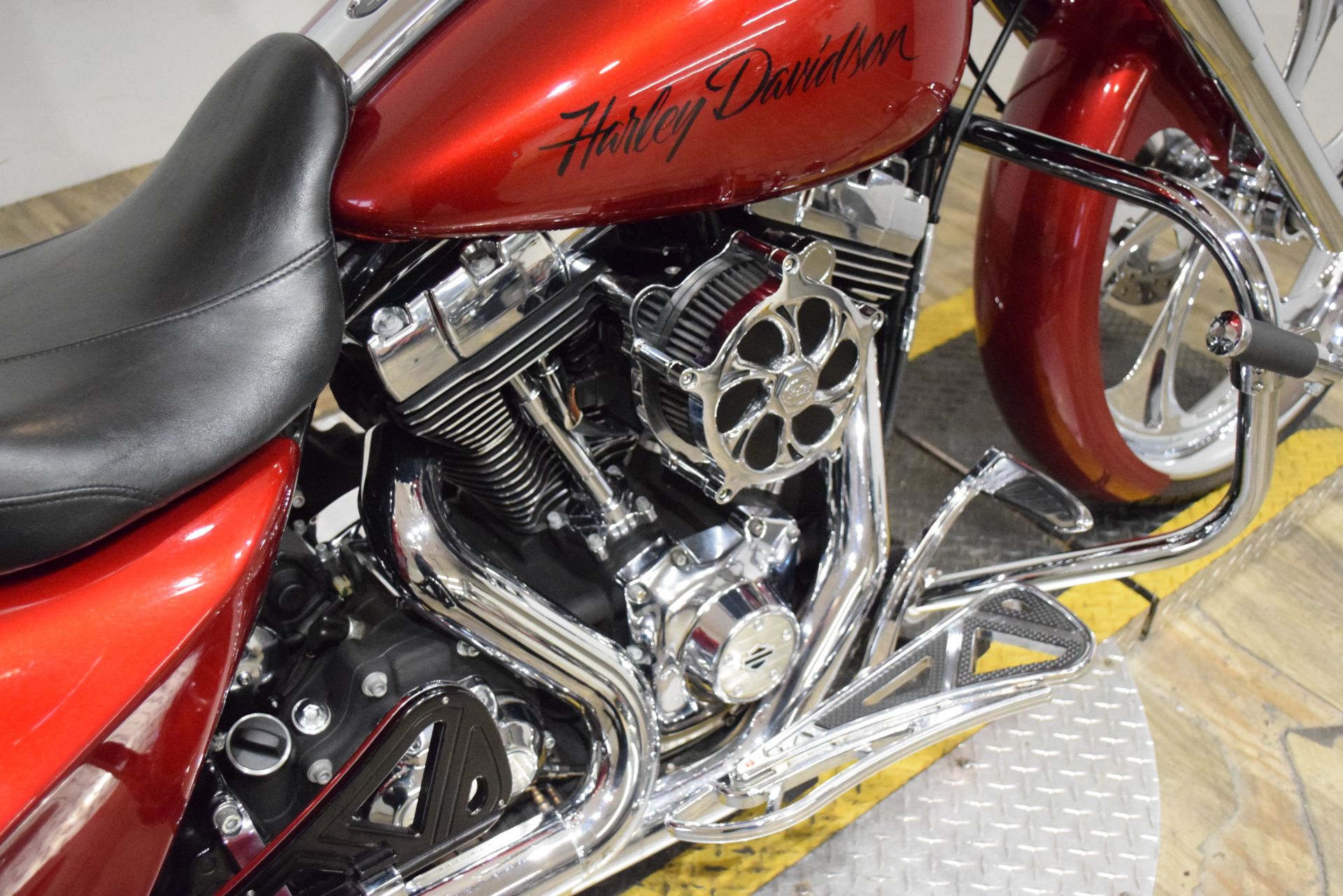 2013 Harley-Davidson Street Glide® in Wauconda, Illinois - Photo 6