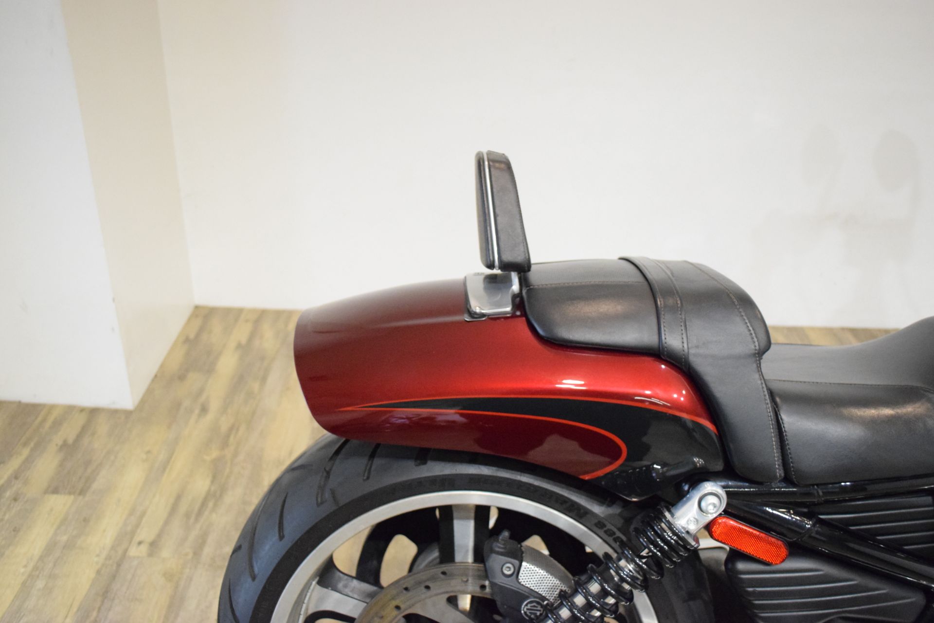 2015 Harley-Davidson V-Rod Muscle® in Wauconda, Illinois - Photo 7