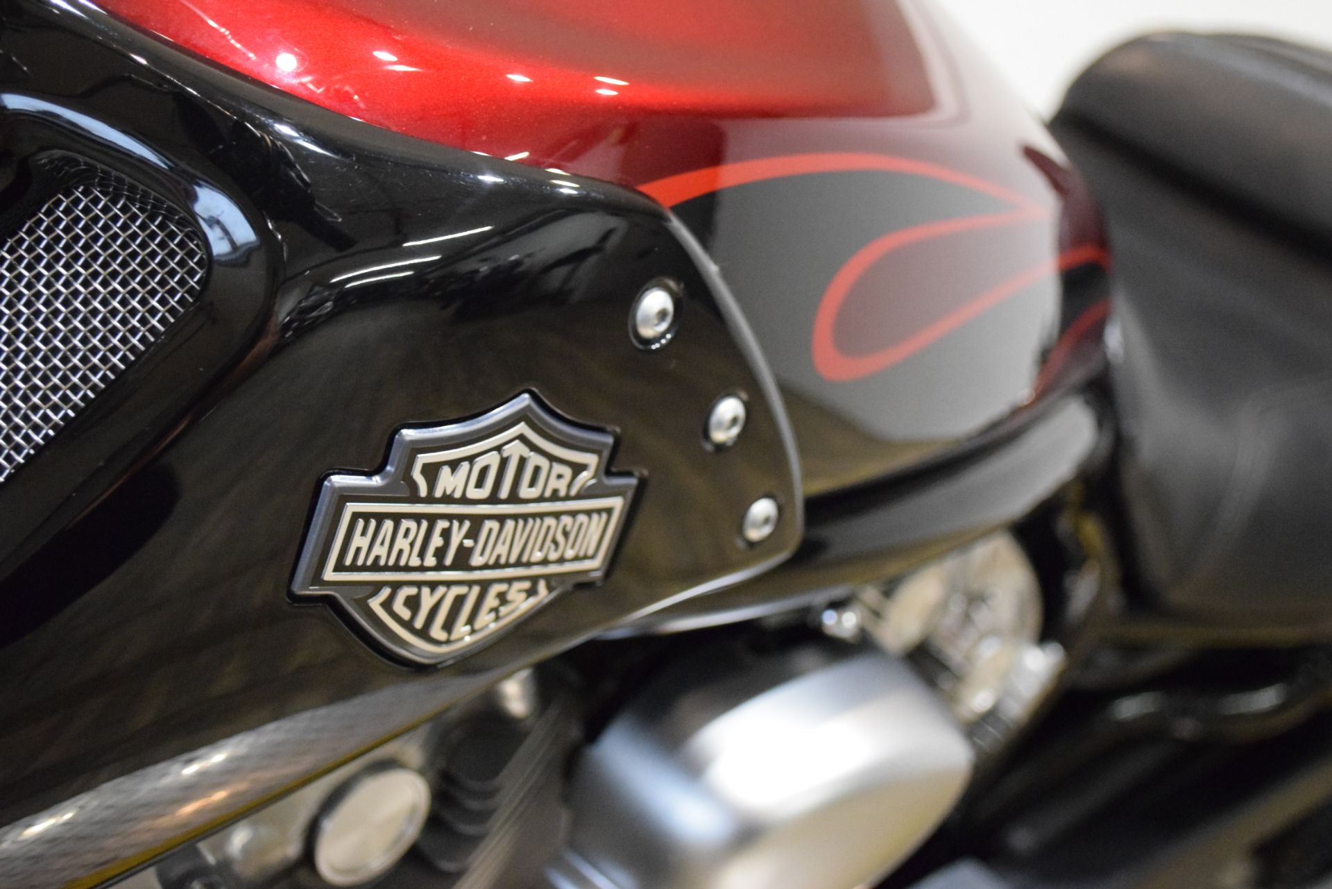 2015 Harley-Davidson V-Rod Muscle® in Wauconda, Illinois - Photo 20