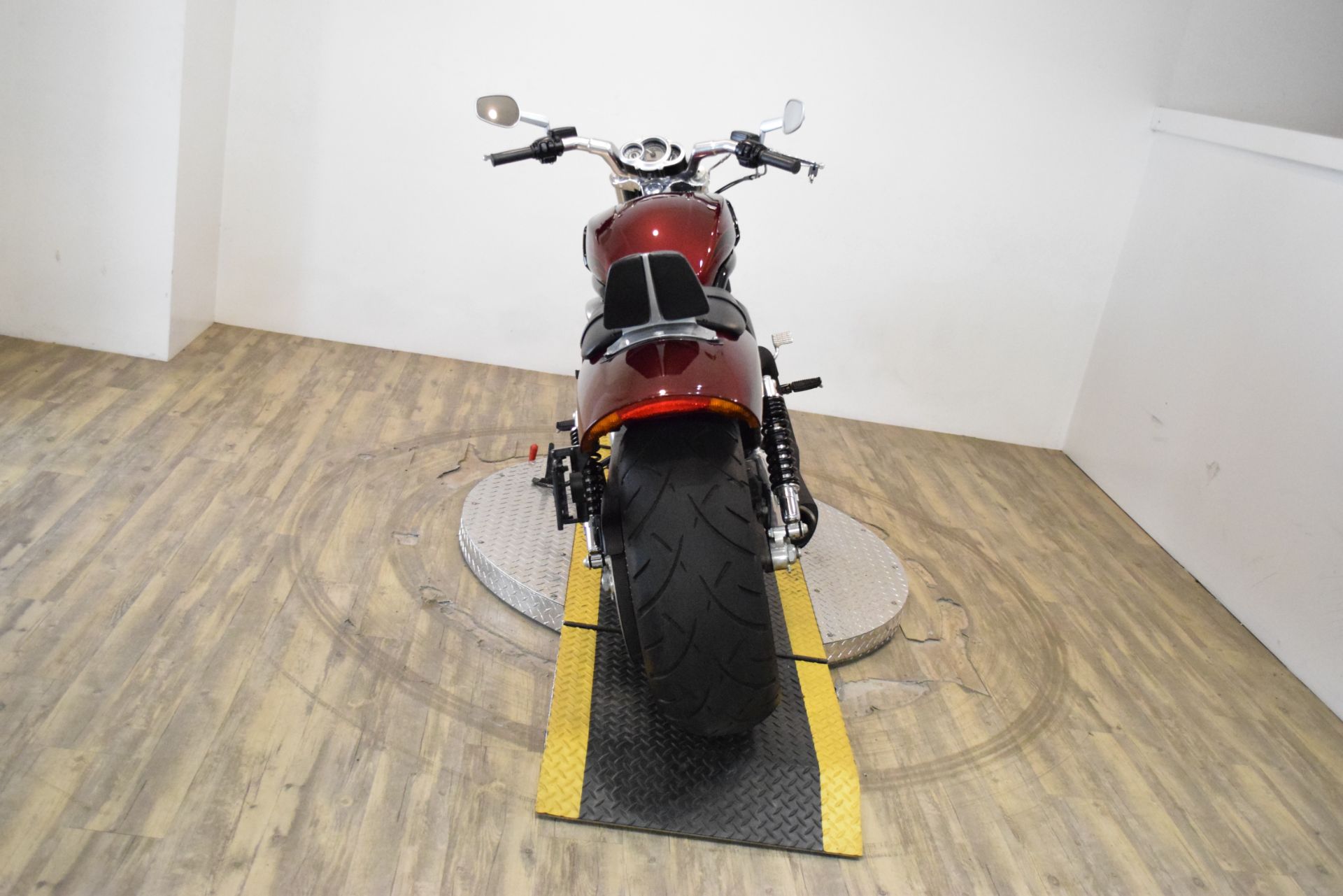2015 Harley-Davidson V-Rod Muscle® in Wauconda, Illinois - Photo 23