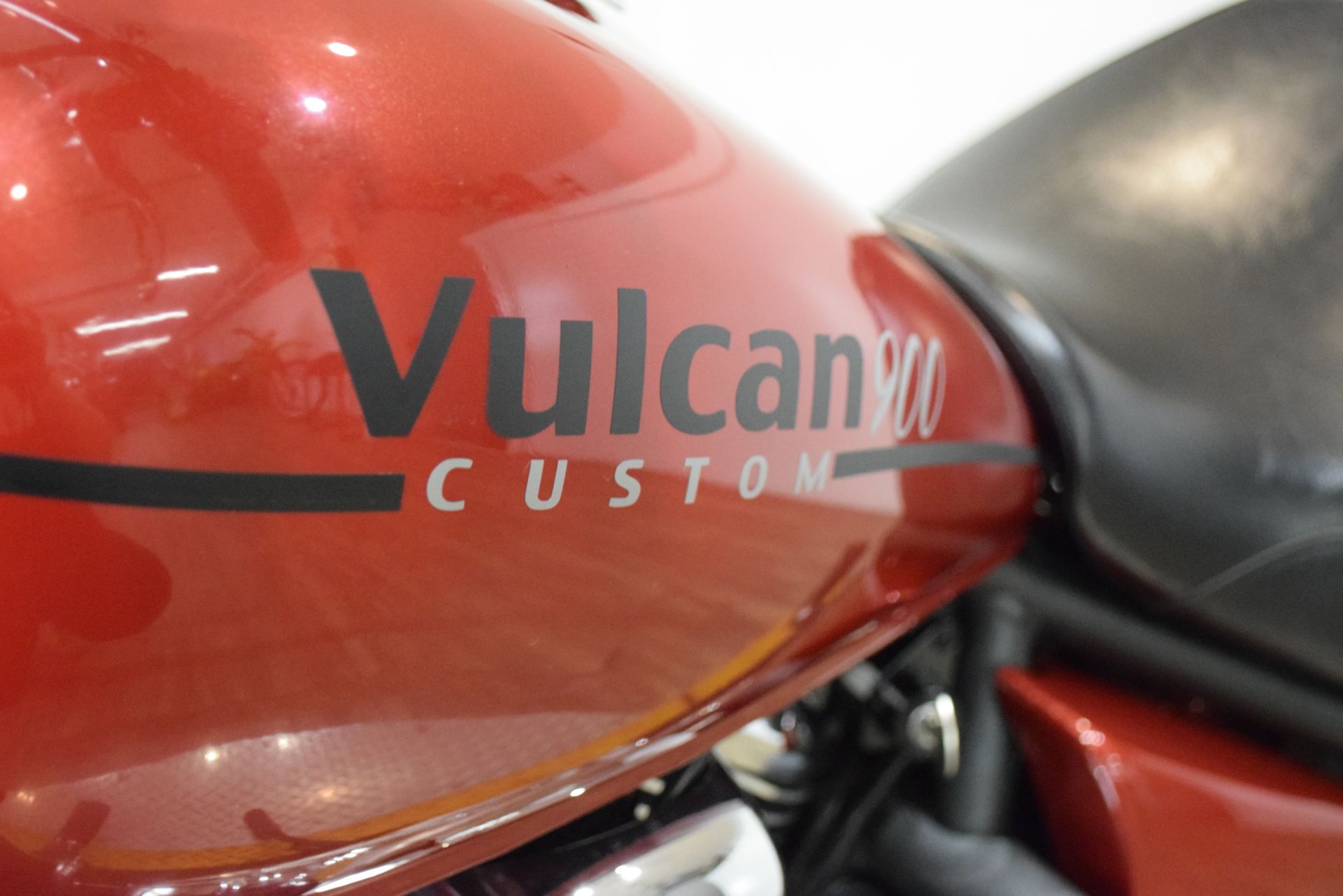 2011 Kawasaki Vulcan® 900 Custom in Wauconda, Illinois - Photo 20
