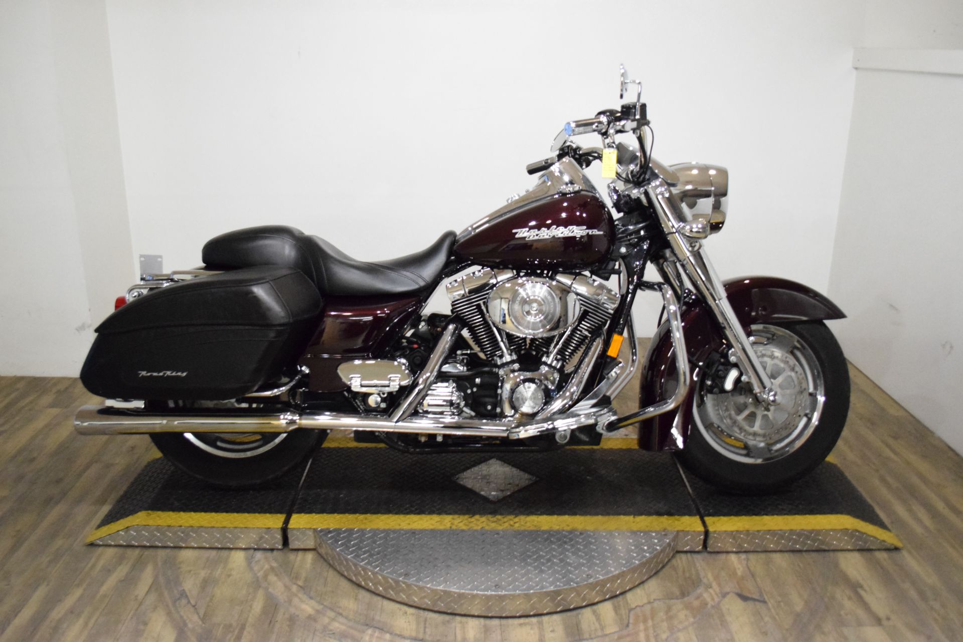 2005 Harley-Davidson FLHRS/FLHRSI Road King® Custom in Wauconda, Illinois - Photo 1