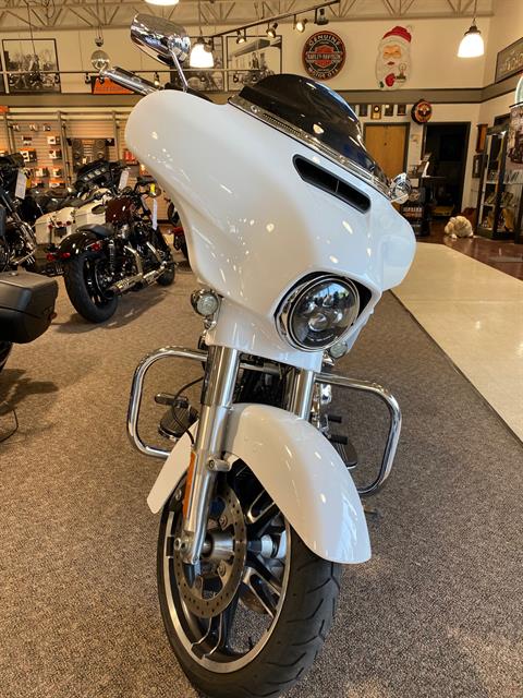 2017 Harley-Davidson Street Glide® Special in Cortland, Ohio - Photo 1