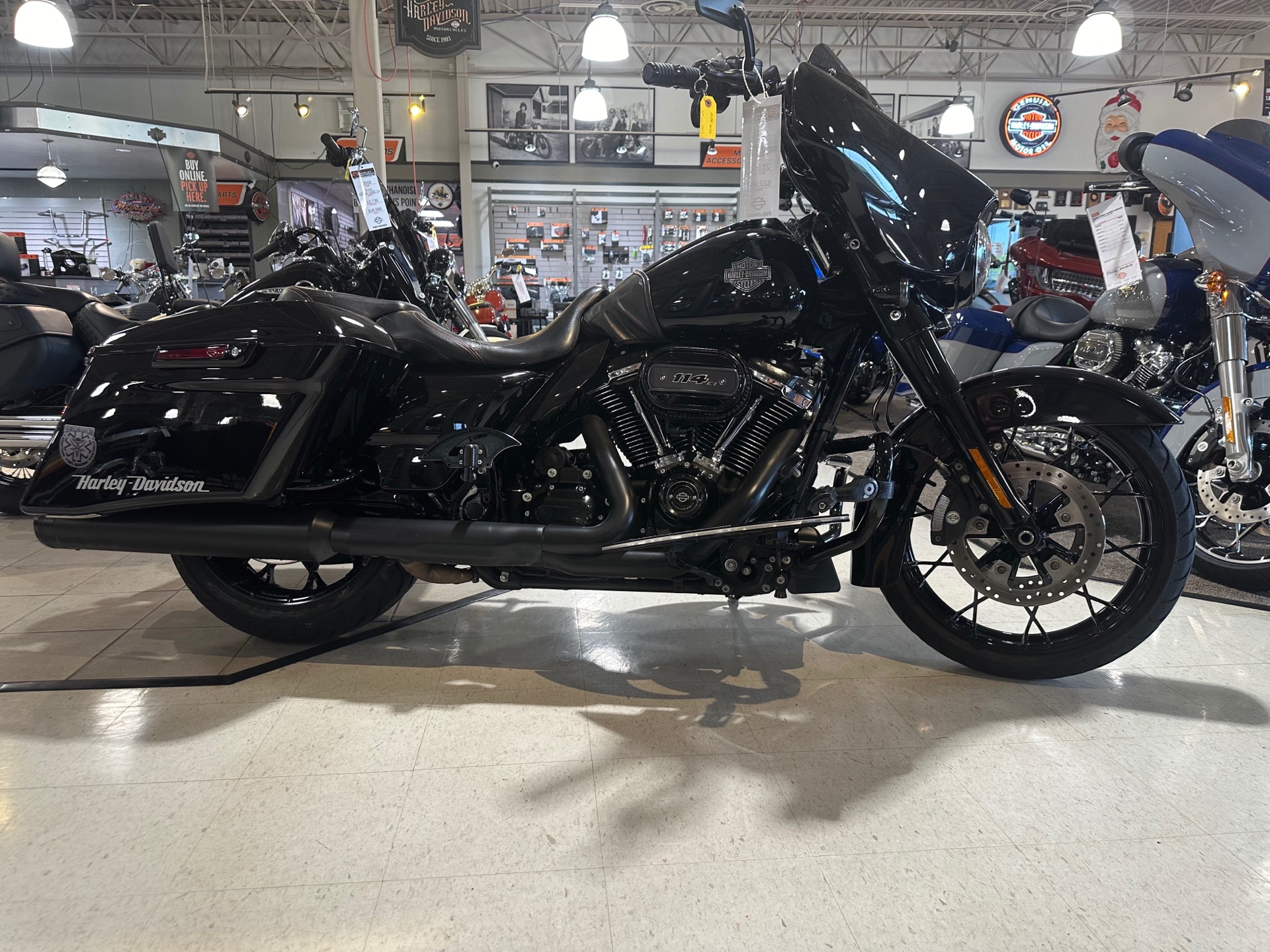 2021 Harley-Davidson Street Glide® Special in Cortland, Ohio - Photo 1
