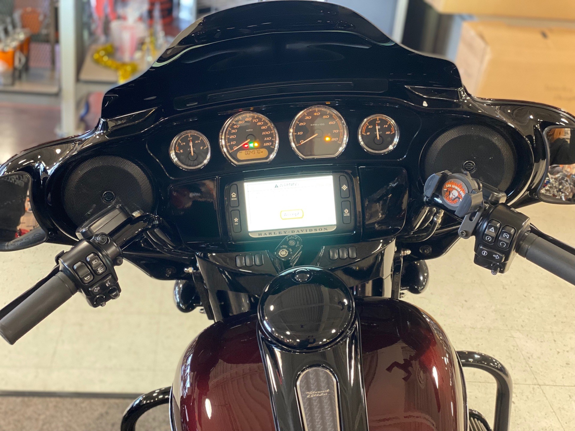 2018 Harley-Davidson Street Glide® Special in Cortland, Ohio - Photo 7