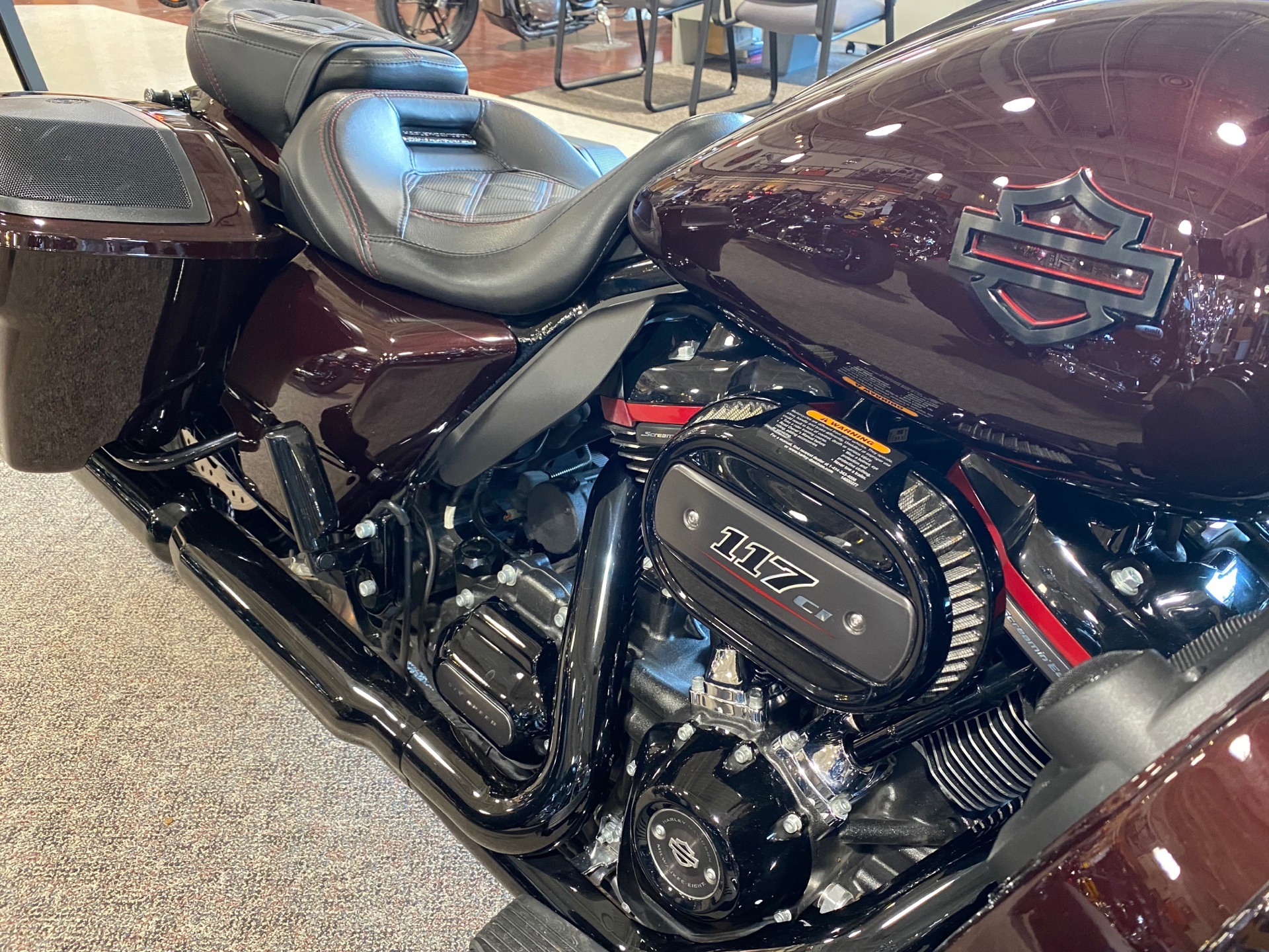 2019 Harley-Davidson CVO™ Street Glide® in Cortland, Ohio - Photo 4