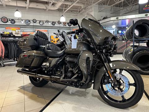 2021 Harley-Davidson CVO™ Limited in Cortland, Ohio - Photo 1