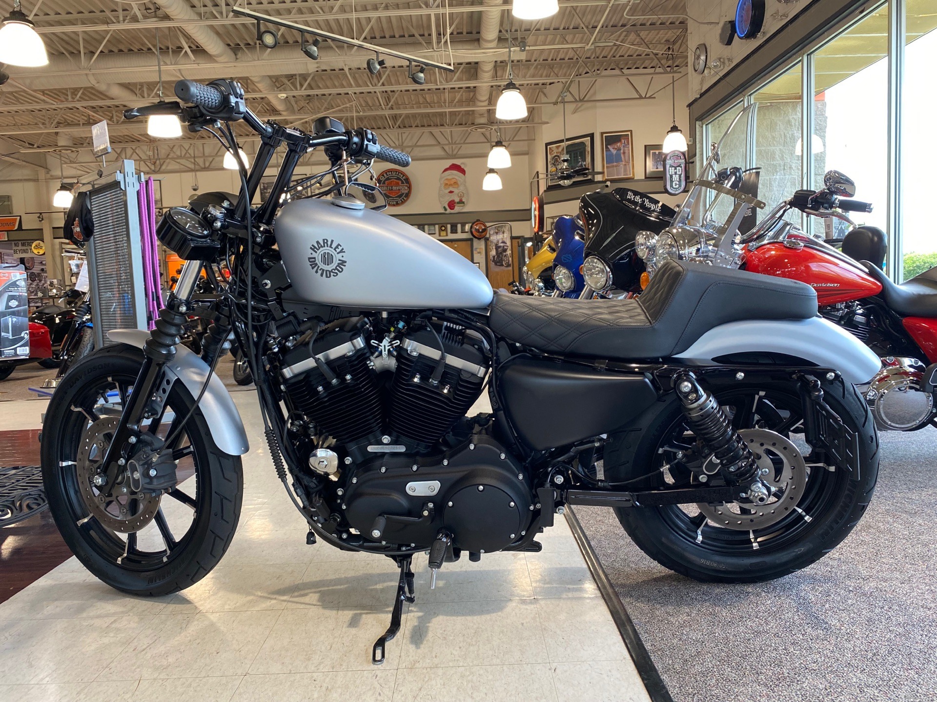 2020 Harley-Davidson Iron 883™ in Cortland, Ohio - Photo 1