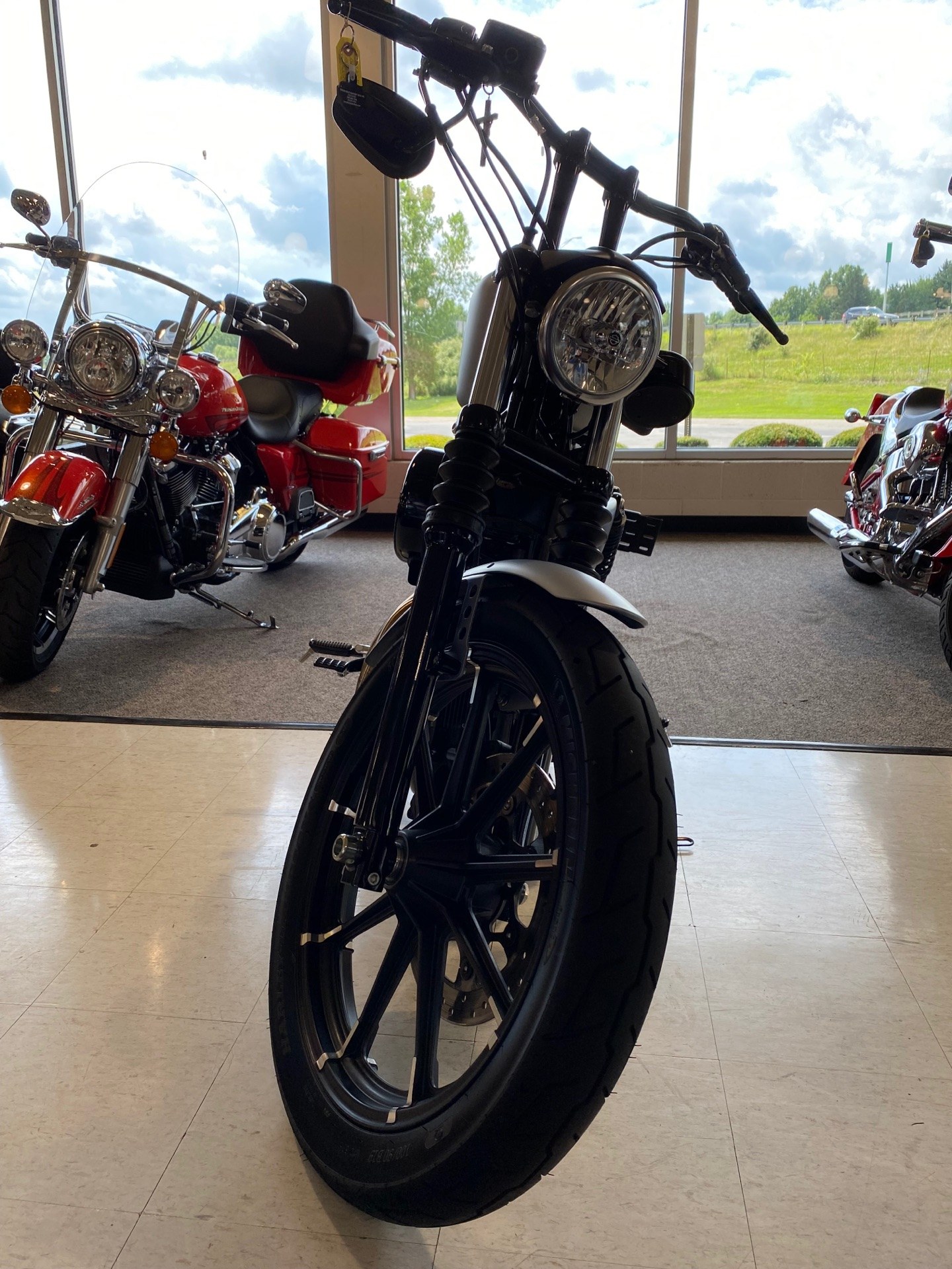 2020 Harley-Davidson Iron 883™ in Cortland, Ohio - Photo 4