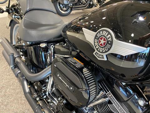 2016 Harley-Davidson Fat Boy® S in Cortland, Ohio - Photo 2