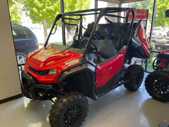 New 22 Honda Pioneer 1000 Deluxe Utility Vehicles In Orange Ca a Red