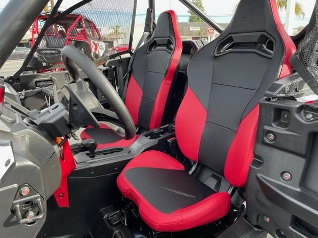 2021 Honda TALON 1000 R 2 SEAT in Orange, California - Photo 5