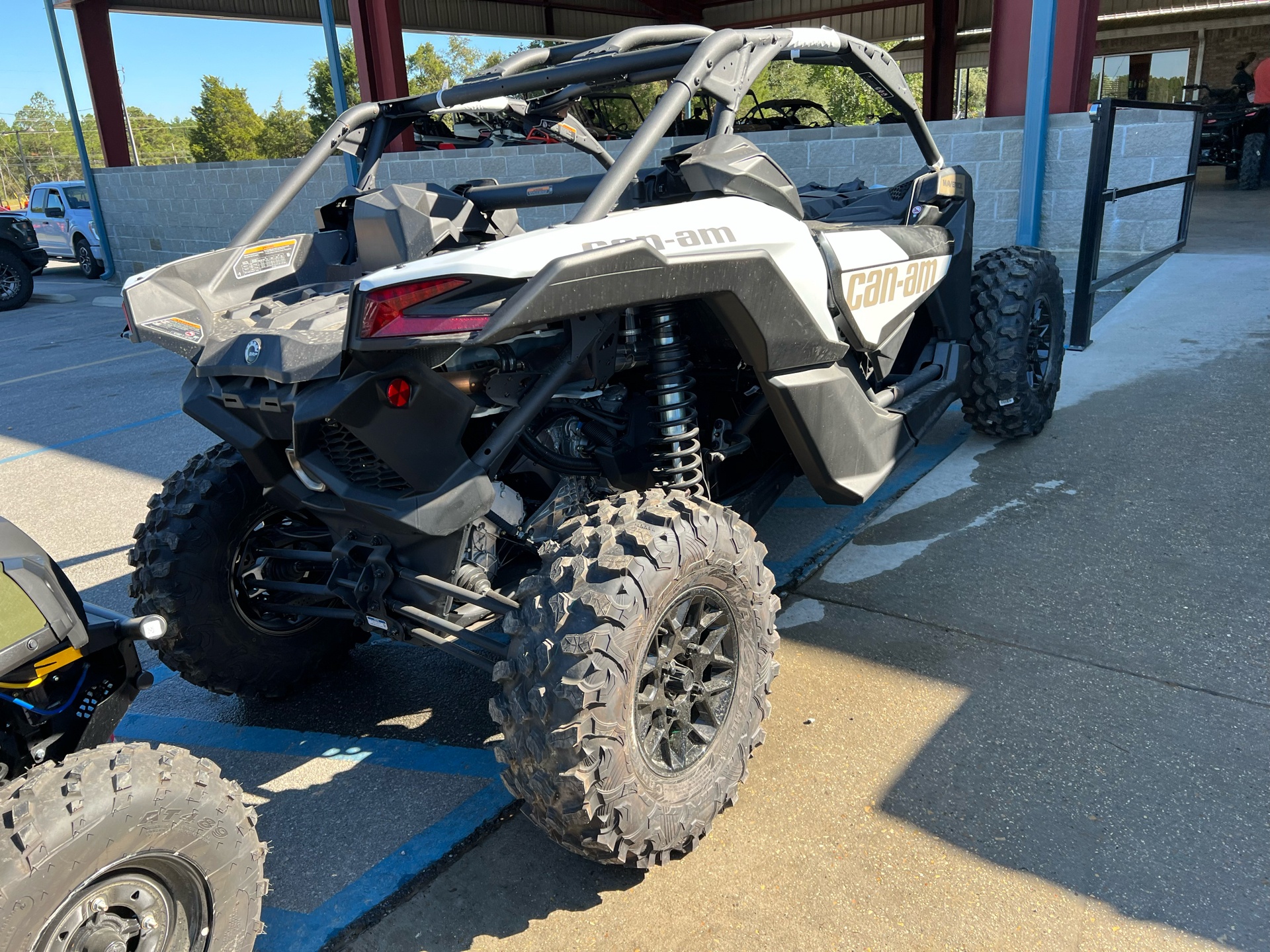 2023 Can-Am Maverick X3 DS Turbo 64 in Saucier, Mississippi - Photo 6