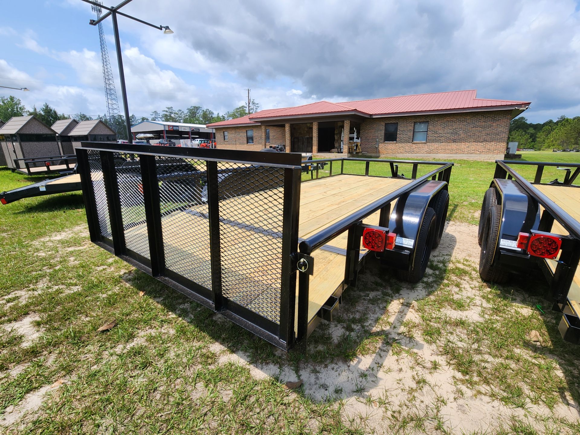 2024 Long Run Trailers 7x16 Pipe Top, 2' Dove 2' Gate in Saucier, Mississippi - Photo 5