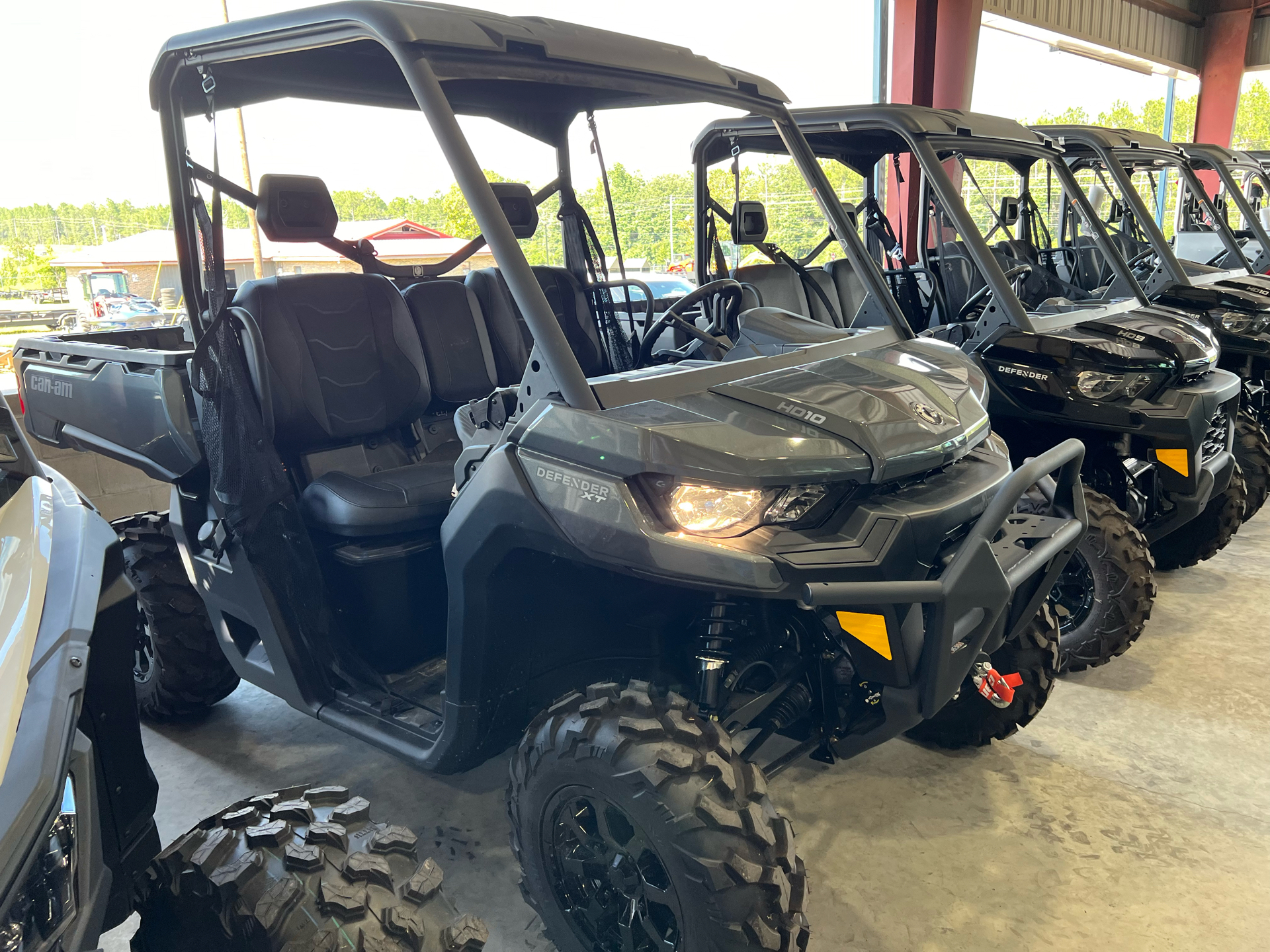 2024 Can-Am Defender XT HD10 in Saucier, Mississippi - Photo 4