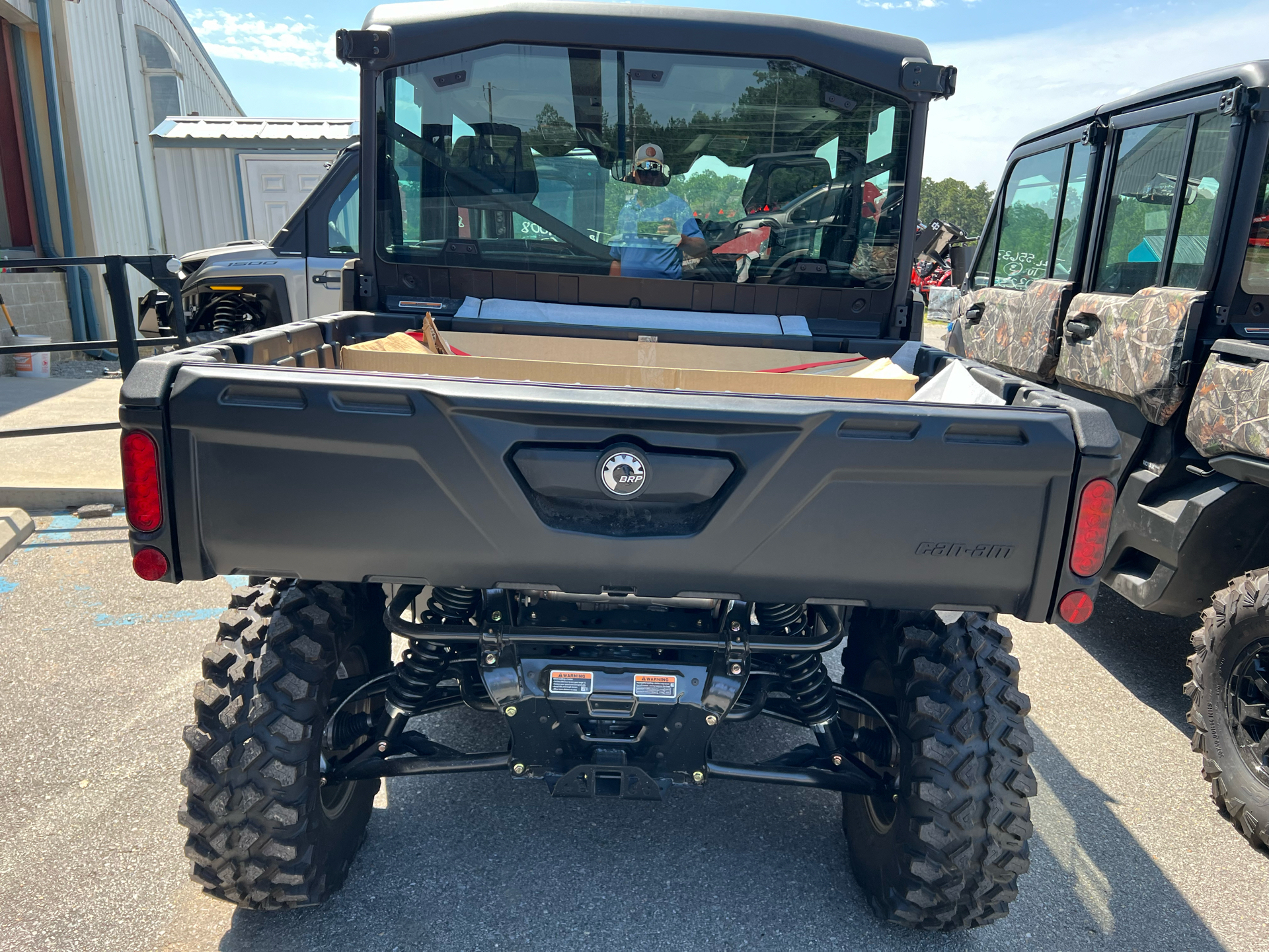 2024 Can-Am Defender MAX Limited in Saucier, Mississippi - Photo 4