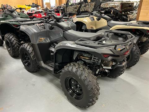 2024 Can-Am Outlander 500 in Saucier, Mississippi - Photo 2