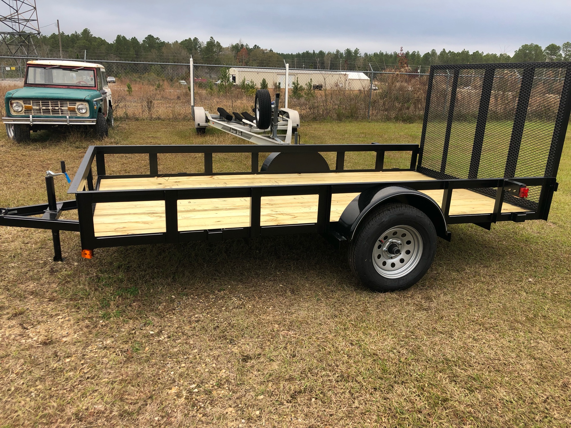 2022 Ranchland Trailers 6x12 w/ 4' Gate in Saucier, Mississippi - Photo 1