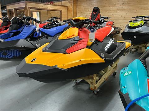 2022 Sea-Doo Spark 3up 90 hp iBR + Convenience Package in Saucier, Mississippi - Photo 3