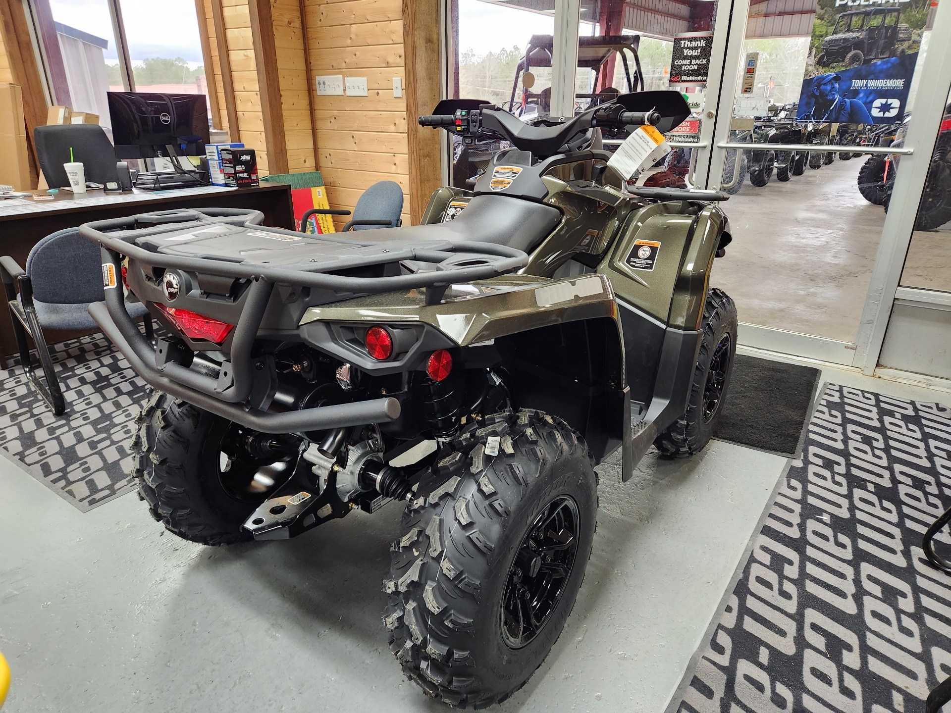 2023 Can-Am Outlander XT 570 in Saucier, Mississippi - Photo 5