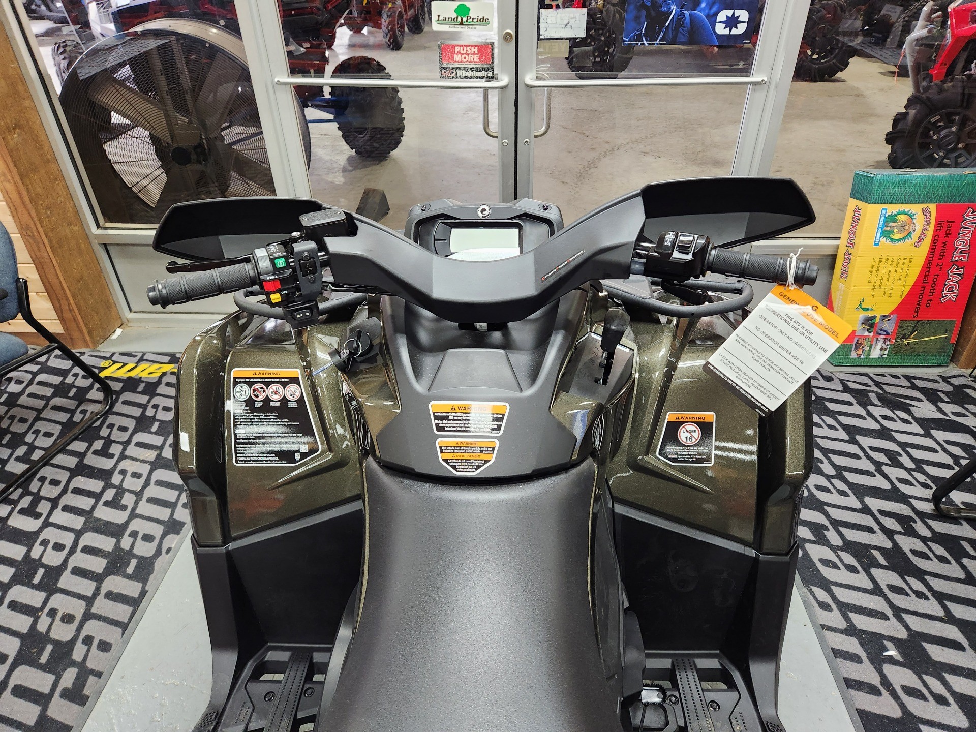 2023 Can-Am Outlander XT 570 in Saucier, Mississippi - Photo 7
