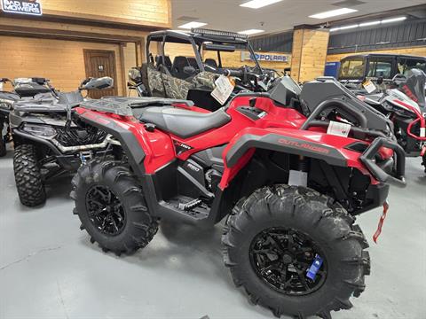 2024 Can-Am Outlander X MR 850 in Saucier, Mississippi - Photo 2